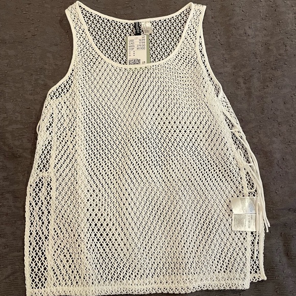 White cover up - Picture 1 of 1